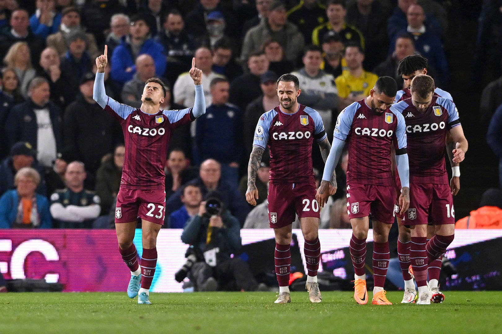 里昂在赛季 里昂在赛季